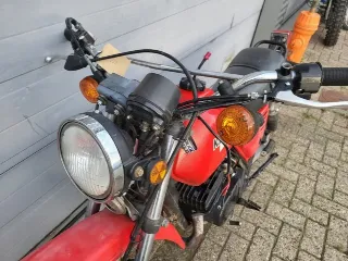 Foto 4 di 8: Kawasaki KE125 | 1980 | Route 66 Auctions