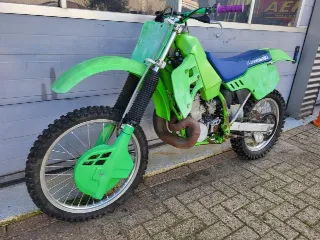 Foto 4 di 8: Kawasaki KX500 | 1988 | Route 66 Auctions