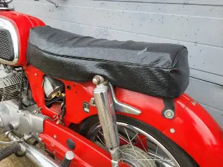 Photo 8 of 8: Suzuki S32 | 1965 | Route 66 Auctions
