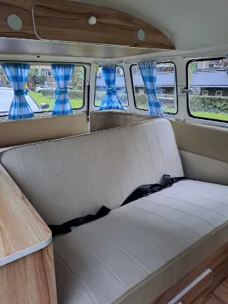 Photo 6 of 8: Volkswagen Type 2 Kombi Camper | Route 66 Auctions