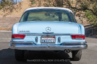 Foto 8 di 24: 1968 Mercedes Benz 280SE