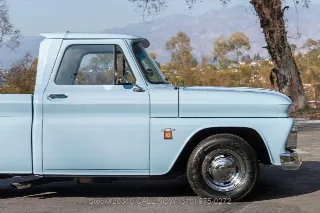 Foto 12 di 24: 1964 Chevrolet C10