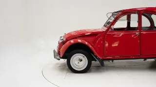 Foto 30 di 40: Citroen 2CV 6