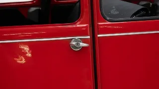 Foto 38 di 40: Citroen 2CV 6