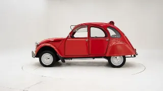 Foto 7 di 40: Citroen 2CV 6