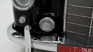 Foto 12 di 40: Mercedes-Benz 220 SE