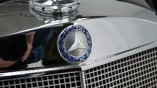 Foto 21 di 40: Mercedes-Benz 220 SE