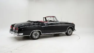 Foto 2 di 40: Mercedes-Benz 220 SE