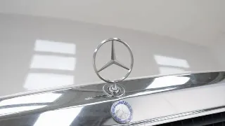 Foto 12 di 40: Mercedes-Benz 300 E