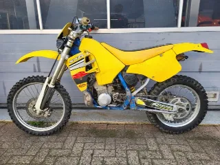 Foto 2 di 8: Suzuki RMX250 | 1992 | Route 66 Auctions