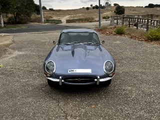 Foto 3 di 8: Jaguar E-Type Coupé | 1963 | Route 66 Auctions