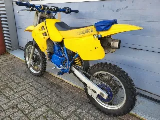 Foto 6 di 8: Suzuki RM80 | 1999 | Route 66 Auctions
