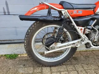 Foto 6 di 8: Suzuki RL250 | 1974 | Route 66 Auctions