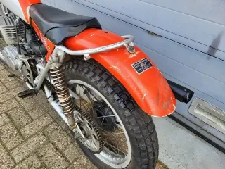Foto 7 di 8: Suzuki RL250 | 1974 | Route 66 Auctions