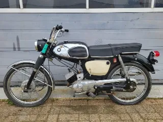 Foto 5 di 8: Suzuki M12 | 1968 | Route 66 Auctions