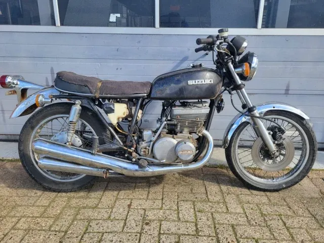 Suzuki GT550 | 1973 | Route 66 Auctions
