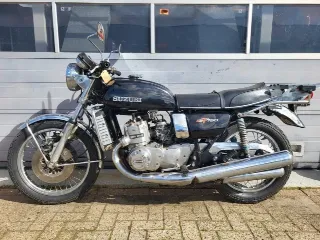Foto 4 di 8: Suzuki GT750 | 1975 | Route 66 Auctions