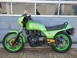 Foto 4 di 8: Kawasaki GPz550 | 1982 | Route 66 Auctions