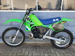 Foto 4 di 8: Kawasaki KX500 | 1985 | Route 66 Auctions