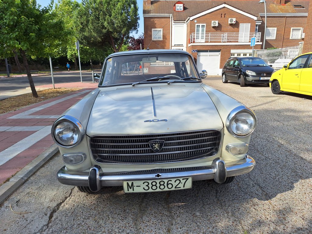 Peugeot 404 | 1964 | Route 66 Auctions