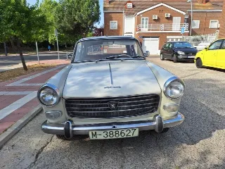 Foto 1 di 8: Peugeot 404 | 1964 | Route 66 Auctions