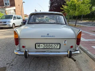 Foto 5 di 8: Peugeot 404 | 1964 | Route 66 Auctions