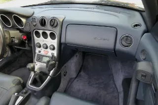 Foto 15 di 25: Alfa Romeo Spider 3.0i V6 24V cat L