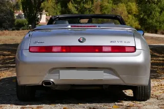 Foto 3 di 25: Alfa Romeo Spider 3.0i V6 24V cat L