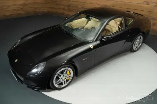 Foto 1 di 10: Ferrari 612