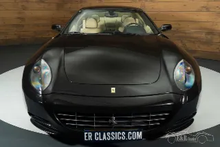 Foto 6 di 10: Ferrari 612