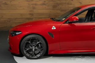 Foto 9 di 10: Alfa Romeo Giulia