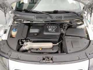 Foto 21 di 22: Audi TT Roadster