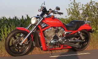 Foto 6 di 8: Harley-Davidson Screamin' Eagle V-Rod | 2005 | Route 66 Auctions