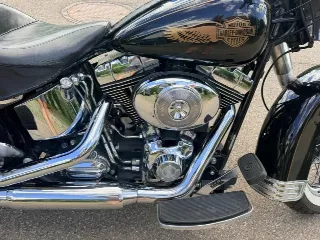 Foto 3 di 8: Harley-Davidson Heritage Softail Classic | 2008 | Route 66 Auctions