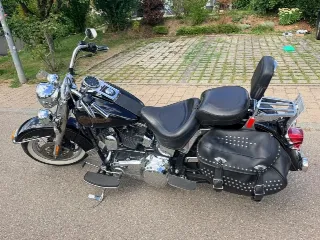 Foto 7 di 8: Harley-Davidson Heritage Softail Classic | 2008 | Route 66 Auctions
