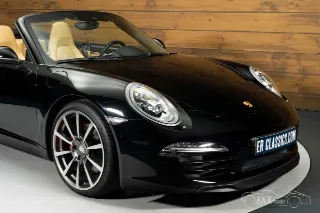 Foto 5 di 10: Porsche 911