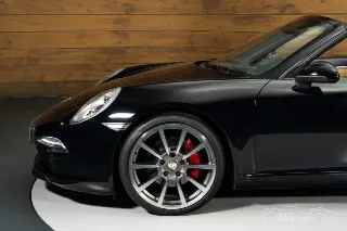 Foto 9 di 10: Porsche 911