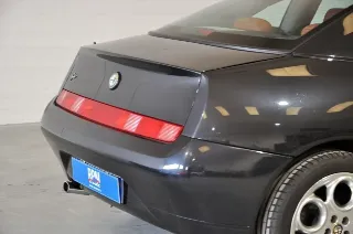 Foto 23 di 28: Alfa Romeo GTV 2.0i 16V T.S. cat Limited Edition ASI CRS