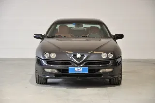 Foto 2 di 28: Alfa Romeo GTV 2.0i 16V T.S. cat Limited Edition ASI CRS