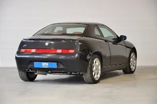 Foto 5 di 28: Alfa Romeo GTV 2.0i 16V T.S. cat Limited Edition ASI CRS