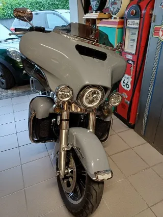 Foto 2 di 5: Harley-Davidson FLHTK Ultra Limited | 2014 | Route 66 Auctions