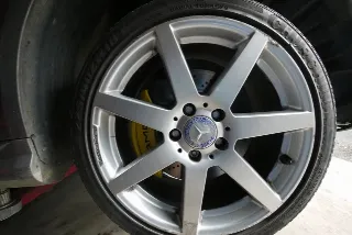 Foto 8 di 8: Mercedes-Benz E350 | Route 66 Auctions