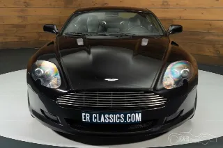 Foto 6 di 10: Aston Martin DB9