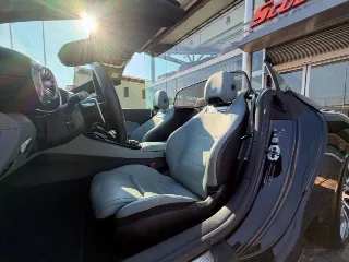 Foto 8 di 25: MERCEDES-BENZ SL 43 AMG