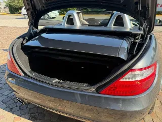 Foto 16 di 24: MERCEDES-BENZ SLK 200