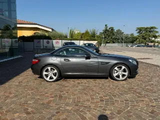 Foto 20 di 24: MERCEDES-BENZ SLK 200