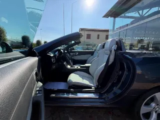 Foto 5 di 24: MERCEDES-BENZ SLK 200