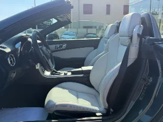 Foto 6 di 24: MERCEDES-BENZ SLK 200