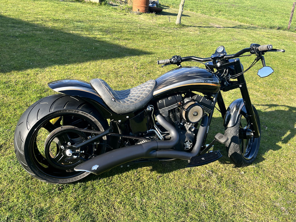 Harley-Davidson Fat Boy Custom | 2006 | Route 66 Auctions