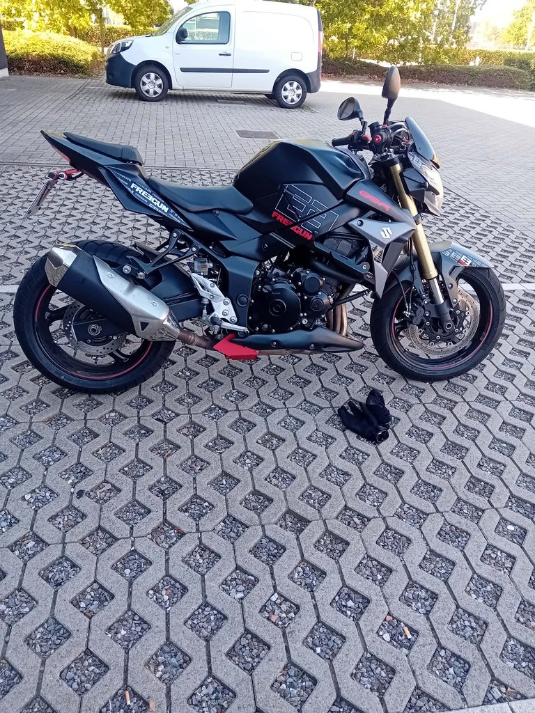 Suzuki GSR750 | 2014 | Route 66 Auctions